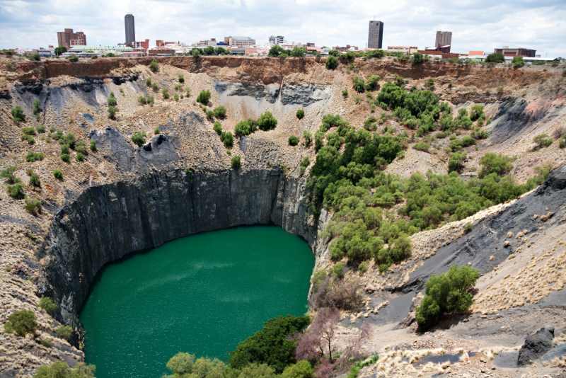 Kimberley's big hole with the city centre in the background