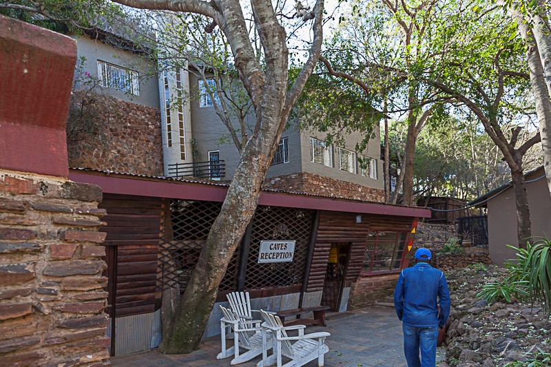 Echo Caves reception