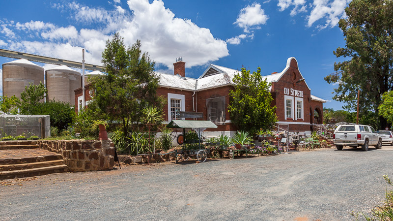 Swartruggens old station