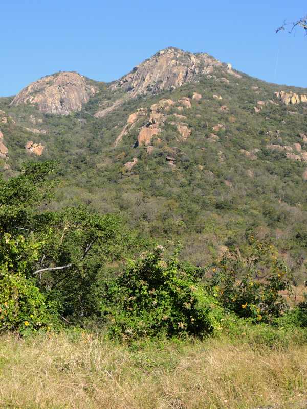 Krokodilpoortsberge taken from the N4 highway